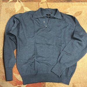 E lux sweater men’s medium